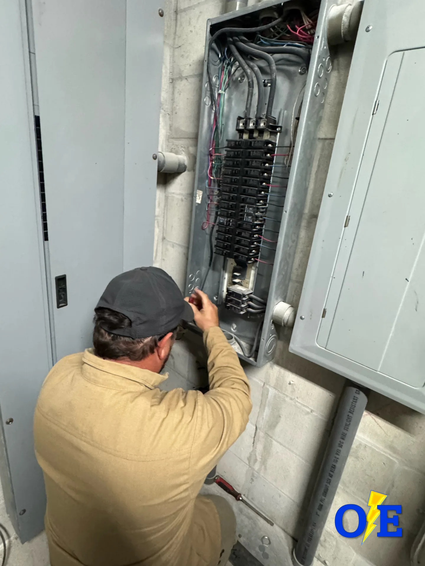 Commercial electrical panel upgrade in Florida, Others Electric