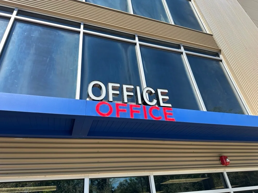Others Electric commercial electricians in West Palm Beach, Florida